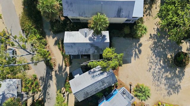 246 NE Maggie Circle, Steinhatchee, FL 32359