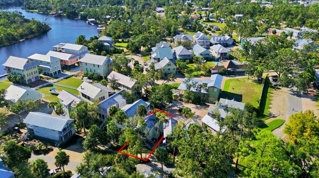 246 NE Maggie Circle, Steinhatchee, FL 32359