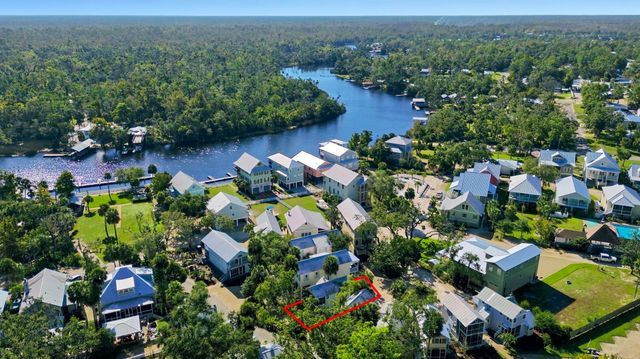 246 NE Maggie Circle, Steinhatchee, FL 32359