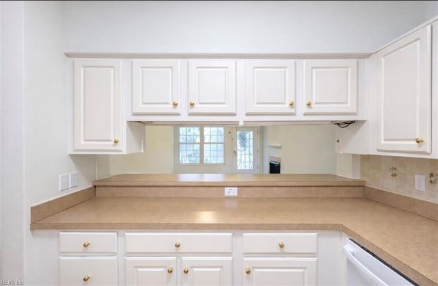 300 Riveranne Ct Apt 313, Virginia Beach, VA 23462