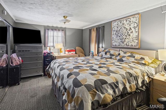 208 Cove Court, Caseyville, IL 62232