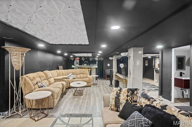 208 Cove Court, Caseyville, IL 62232