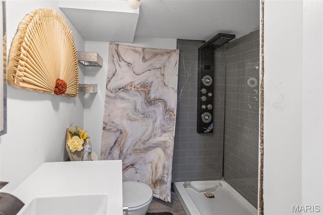 208 Cove Court, Caseyville, IL 62232