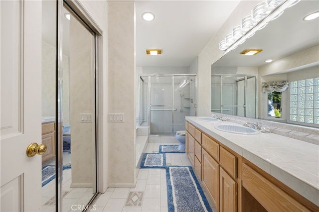 6813 E Los Santos, Long Beach, CA 90815