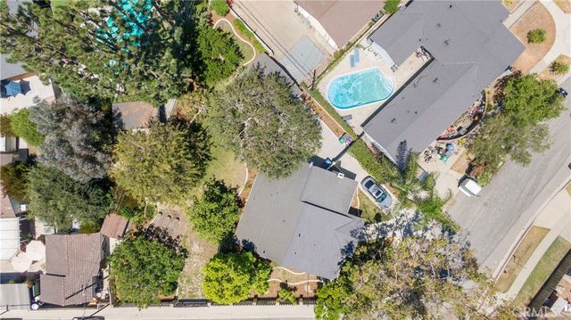 6813 E Los Santos, Long Beach, CA 90815