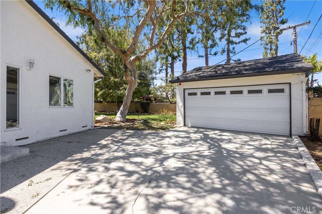 6813 E Los Santos, Long Beach, CA 90815