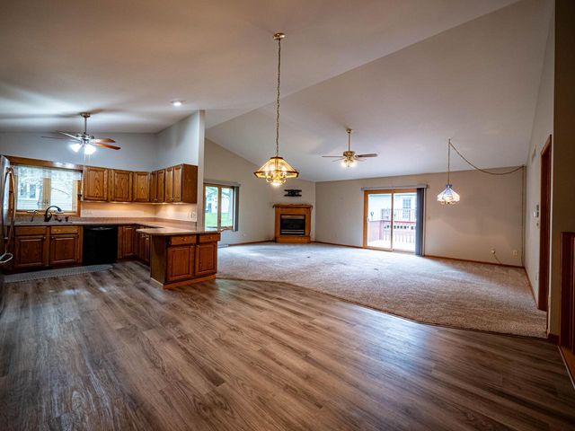 N165W19552 Partridge PATH, Jackson, WI 53037