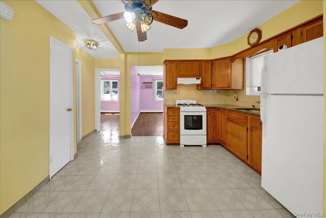 279 Throggs Neck Boulevard, Bronx, NY 10465