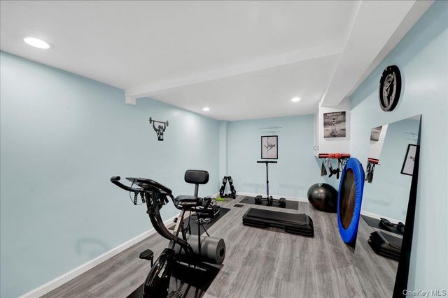 279 Throggs Neck Boulevard, Bronx, NY 10465