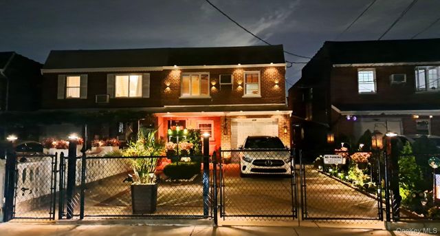 279 Throggs Neck Boulevard, Bronx, NY 10465