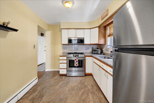 279 Throggs Neck Boulevard, Bronx, NY 10465