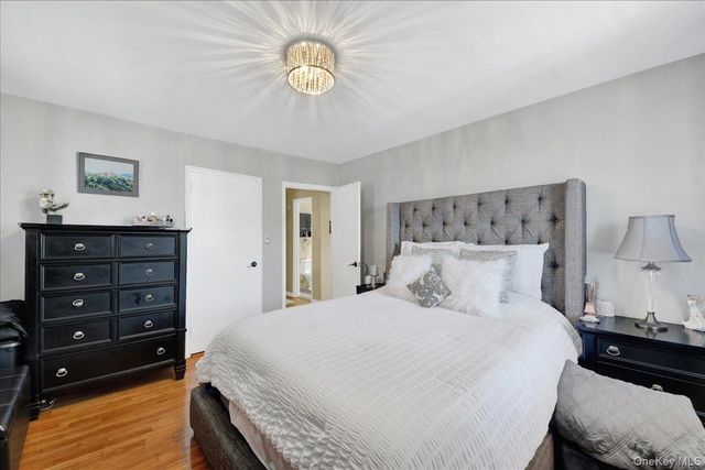 279 Throggs Neck Boulevard, Bronx, NY 10465