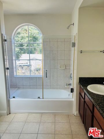 5719 Camellia Avenue 109, North Hollywood, CA 91601