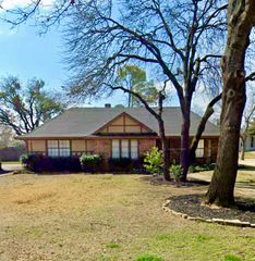 2606 Cloud Court, Arlington, TX 76017