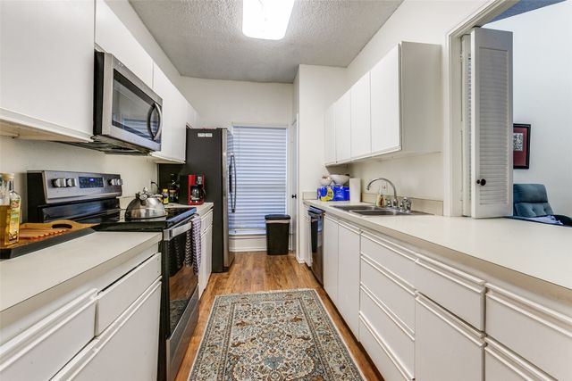 3500 E Park Boulevard 104, Plano, TX 75074