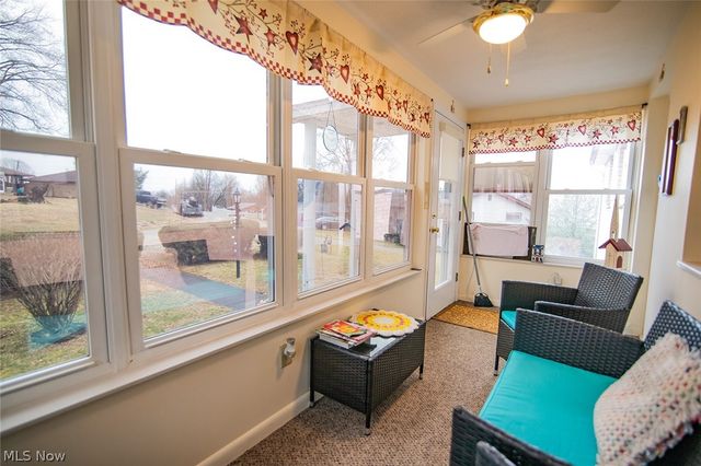 82 Highland Lake Circle, Washington, WV 26181