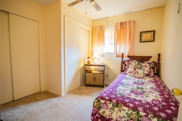 82 Highland Lake Circle, Washington, WV 26181