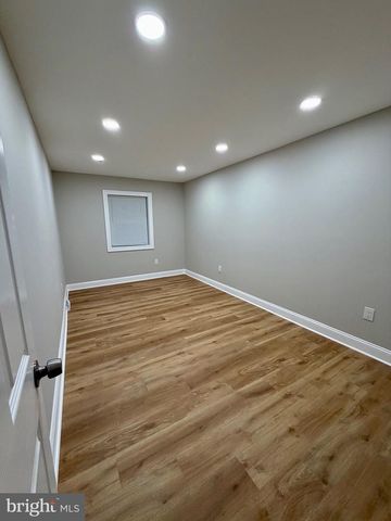 2 YALE RD, Wilmington, DE 19805