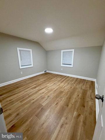 2 YALE RD, Wilmington, DE 19805