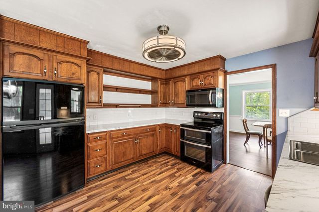 139 ROCK RD, Honey Brook, PA 19344