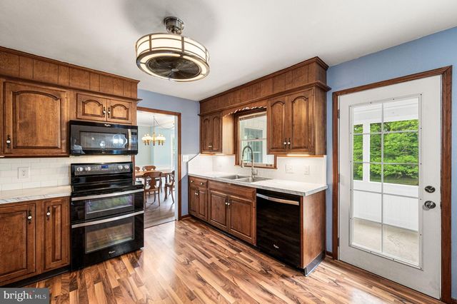 139 ROCK RD, Honey Brook, PA 19344