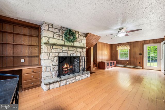 139 ROCK RD, Honey Brook, PA 19344