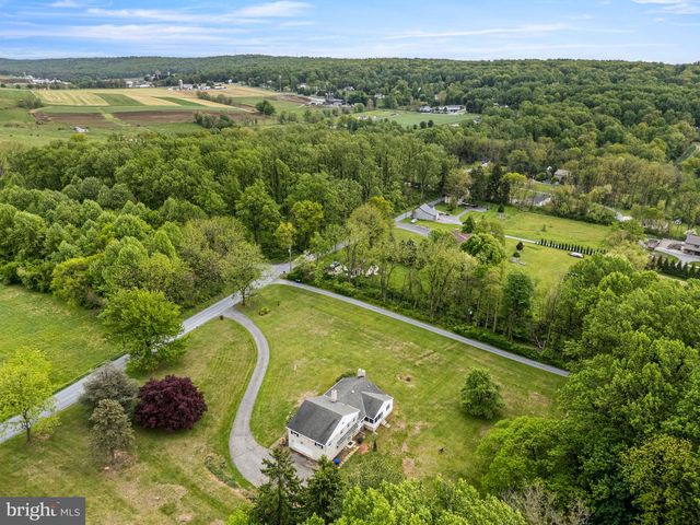 139 ROCK RD, Honey Brook, PA 19344