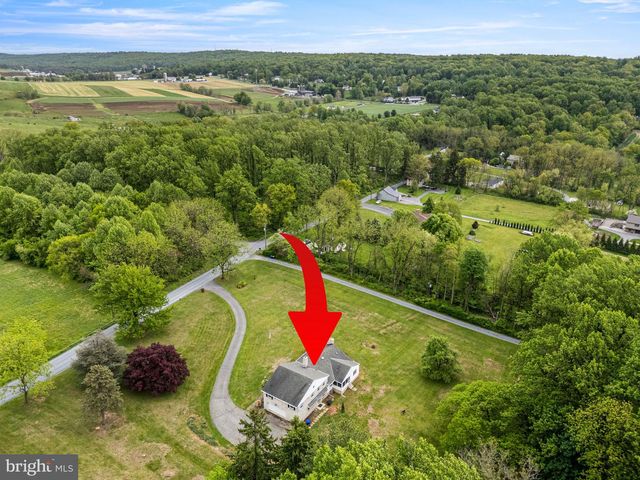 139 ROCK RD, Honey Brook, PA 19344