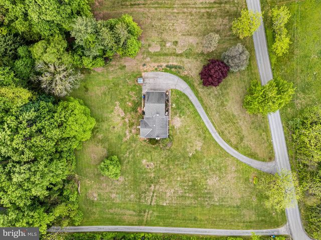 139 ROCK RD, Honey Brook, PA 19344