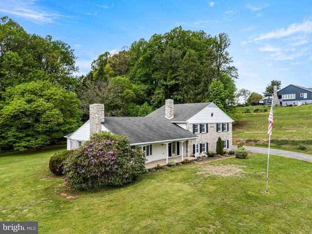139 ROCK RD, Honey Brook, PA 19344