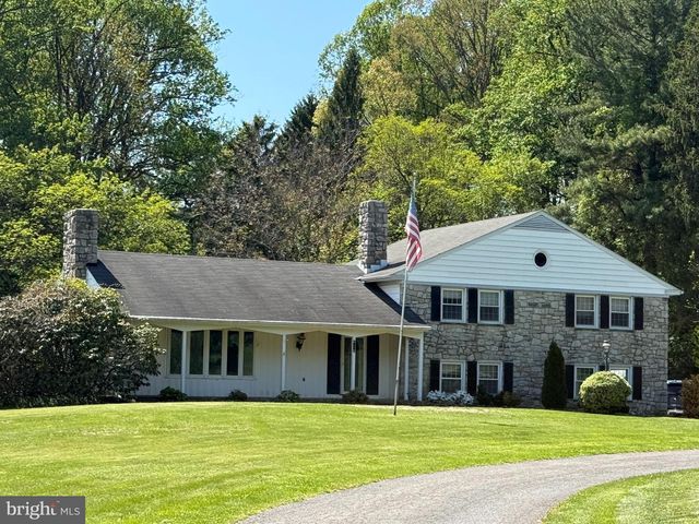 139 ROCK RD, Honey Brook, PA 19344
