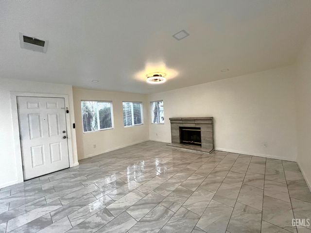 1416 Badger Pass Avenue, Bakersfield, CA 93307