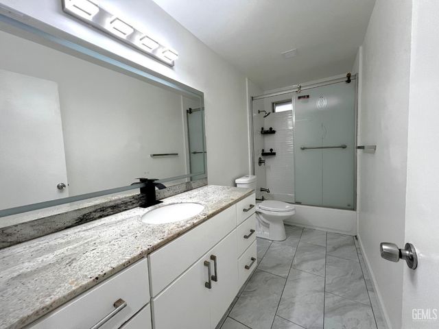 1416 Badger Pass Avenue, Bakersfield, CA 93307