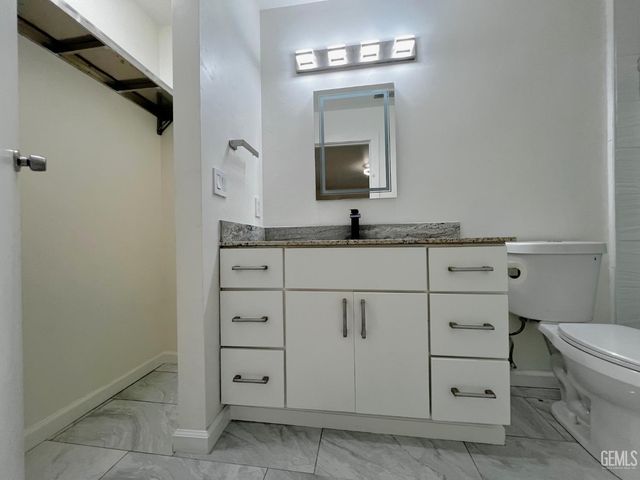 1416 Badger Pass Avenue, Bakersfield, CA 93307