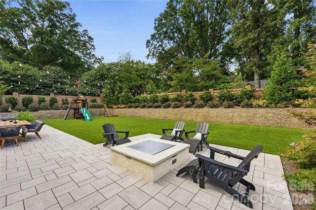 2610 Sedley Road, Charlotte, NC 28211
