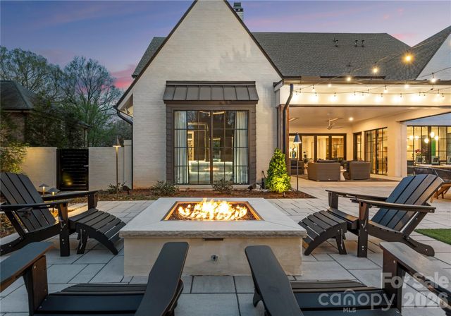 2610 Sedley Road, Charlotte, NC 28211
