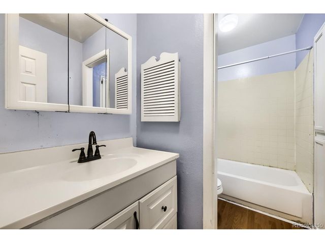 3750 S Granby Way, Aurora, CO 80014