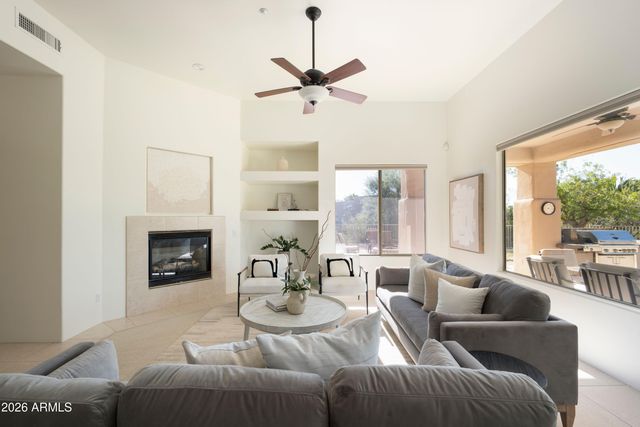 11266 E WHITETHORN Drive, Scottsdale, AZ 85262