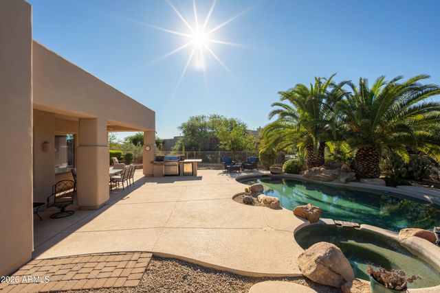 11266 E WHITETHORN Drive, Scottsdale, AZ 85262