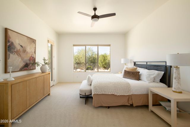 11266 E WHITETHORN Drive, Scottsdale, AZ 85262