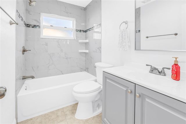 2918 SANDPOINTE DRIVE, Bradenton, FL 34205