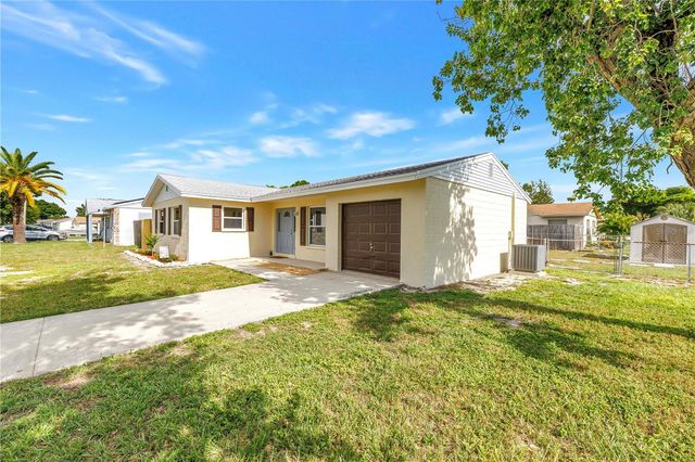 2918 SANDPOINTE DRIVE, Bradenton, FL 34205