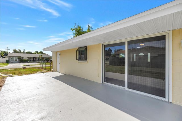 2918 SANDPOINTE DRIVE, Bradenton, FL 34205