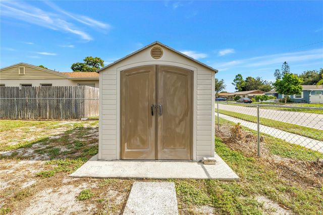2918 SANDPOINTE DRIVE, Bradenton, FL 34205