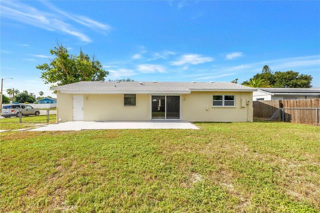 2918 SANDPOINTE DRIVE, Bradenton, FL 34205