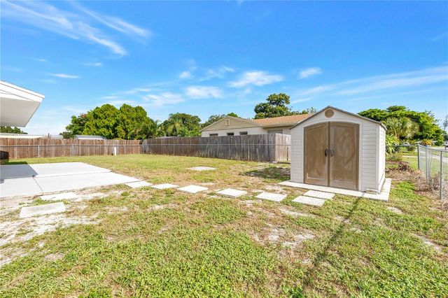 2918 SANDPOINTE DRIVE, Bradenton, FL 34205