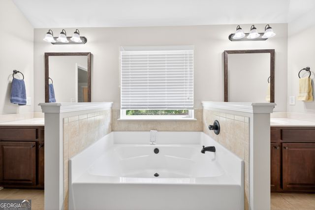 6248 Brookridge Drive, Flowery Branch, GA 30542