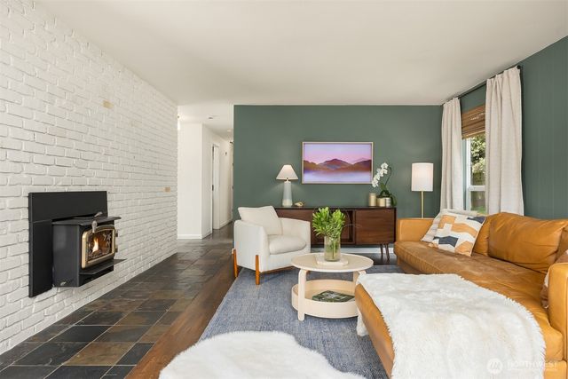10430 NE Cascade Avenue, Bainbridge Island, WA 98110