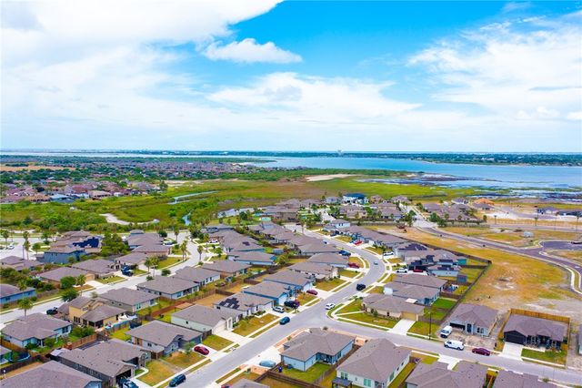 3137 Piranha Dr, Corpus Christi, TX 78414