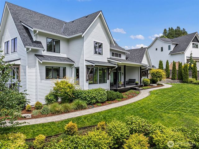4619 W Maple Lane Circle NW, Gig Harbor, WA 98335
